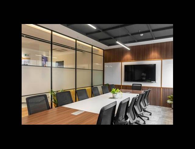 271M² OFFICE TO LET IN CLAREMONT
